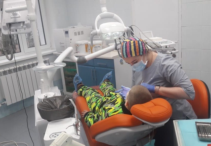 фотография с профилактического приема у детского стоматолога